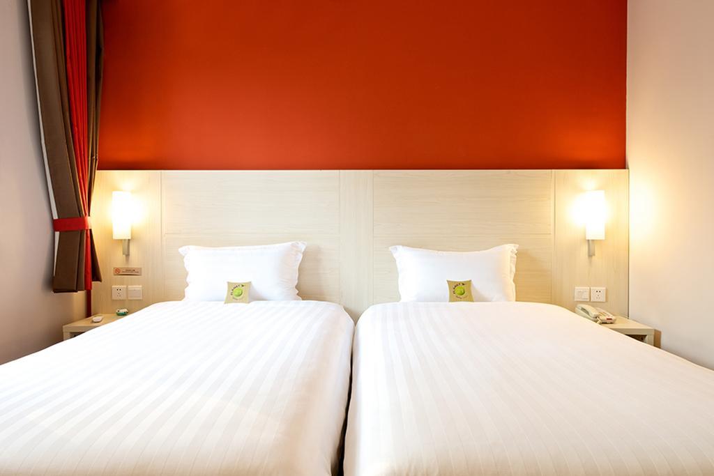 Ibis Ningbo Qianhu Plaza Hotel Dış mekan fotoğraf