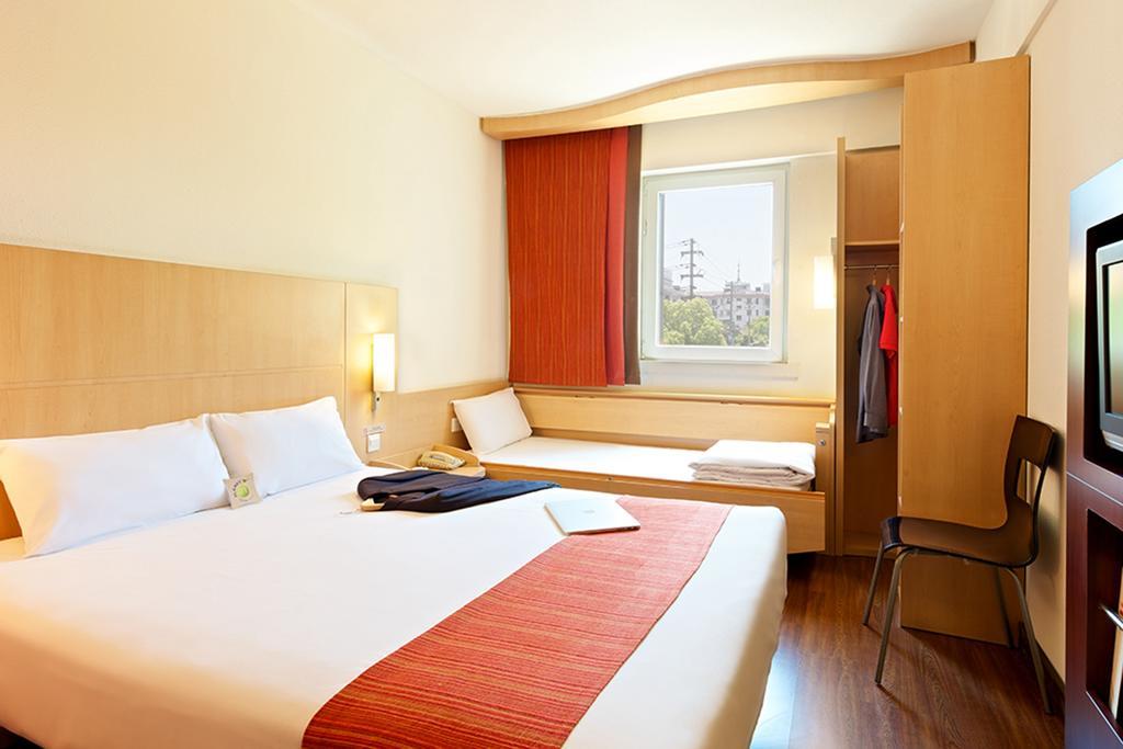 Ibis Ningbo Qianhu Plaza Hotel Dış mekan fotoğraf
