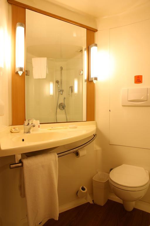 Ibis Ningbo Qianhu Plaza Hotel Dış mekan fotoğraf
